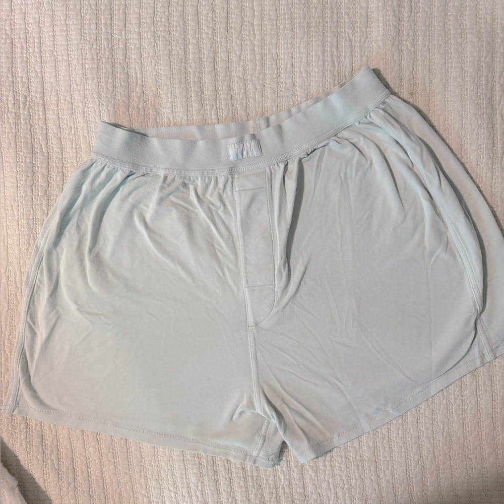 SKIMS loose boxer shorts